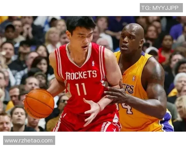 姚明篮筐战术解析：如何运用身高优势提升球队进攻效率
