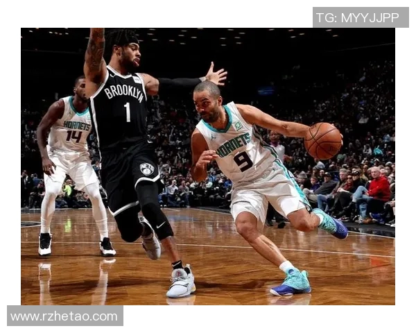 篮网主场战胜黄蜂,取得三连胜——续写辉煌,挑战巅峰 篮网主场战胜黄蜂,取得三连胜——续写辉煌,挑战巅峰